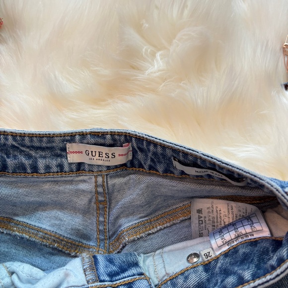 Guess Vintage High Rise Mom Jeans - Picture 2 of 4